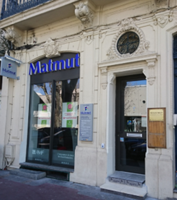 Façade de l'agence au 4 Boulevard Frédéric Mistral à Narbonne