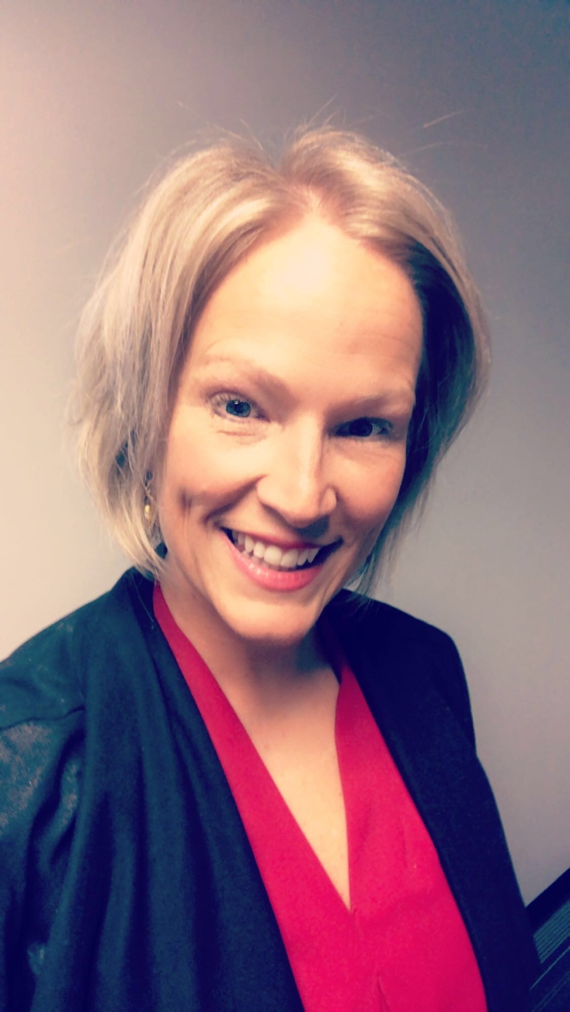 Photo of Rachel Hall