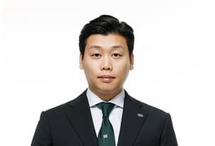 김진태's headshot