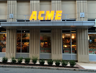 Acme Markets store front picture at 19-21 Ave At Port Imperial in West New York NJ