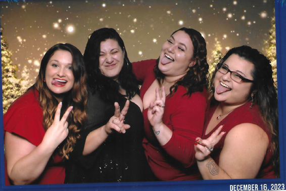 Elizabeth, Sabine, Erna, Katie
