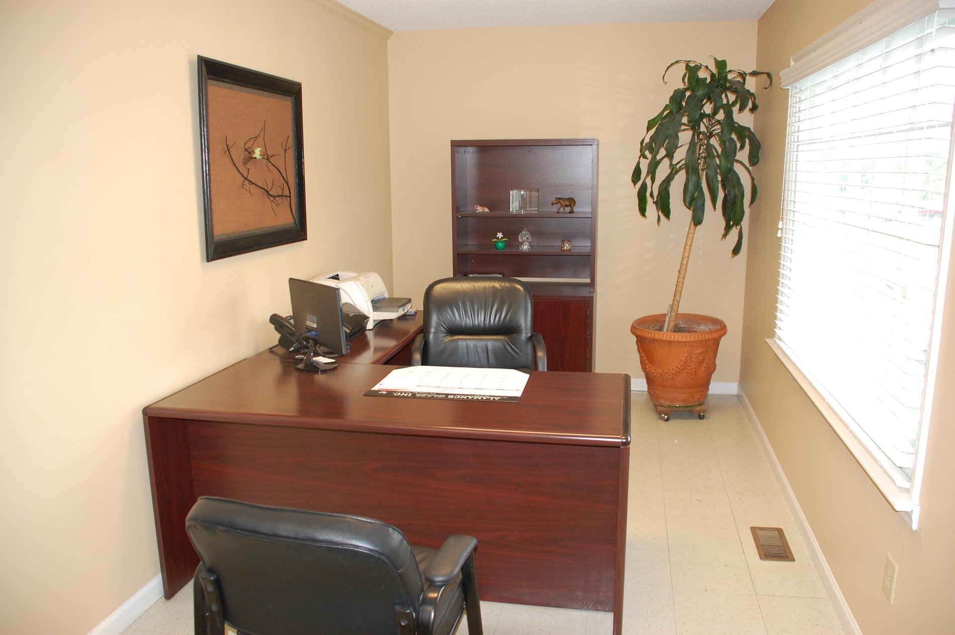 Photo gallery image
