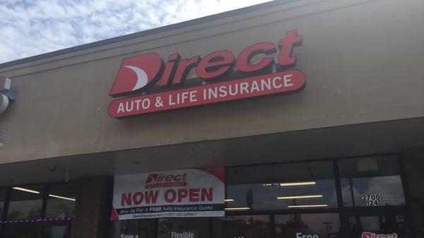 Direct Auto Insurance storefront located at 2700 Broad St, Chattanooga