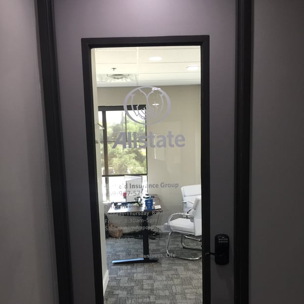 Photo gallery image