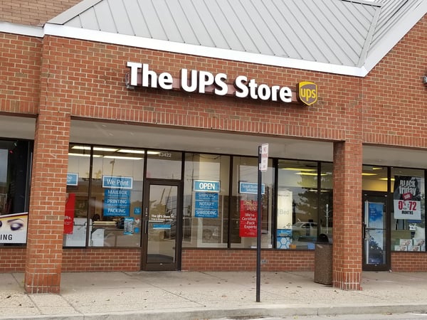 Facade of The UPS Store Novi
