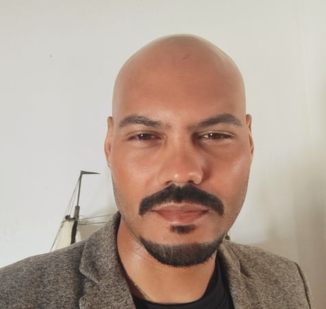 Photo of agent