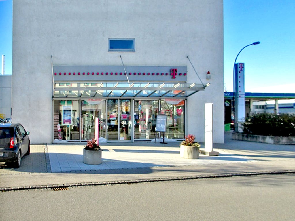 Store photo