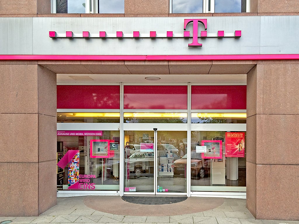Store photo