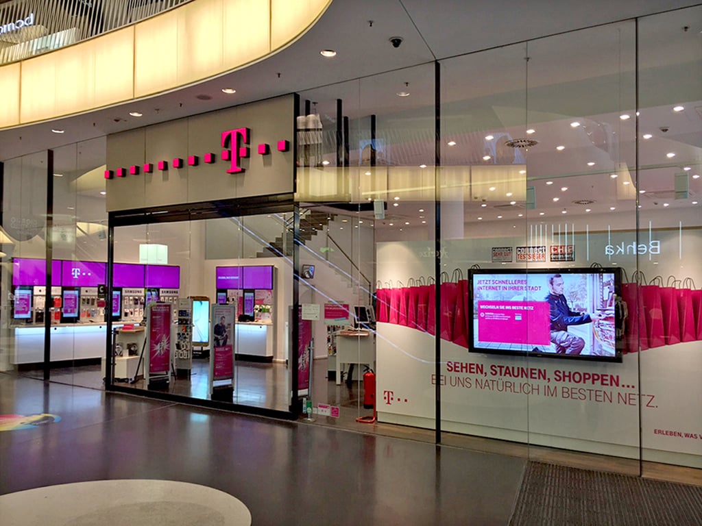Store photo
