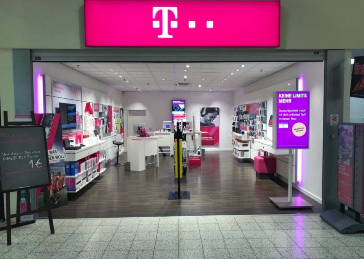 Store photo