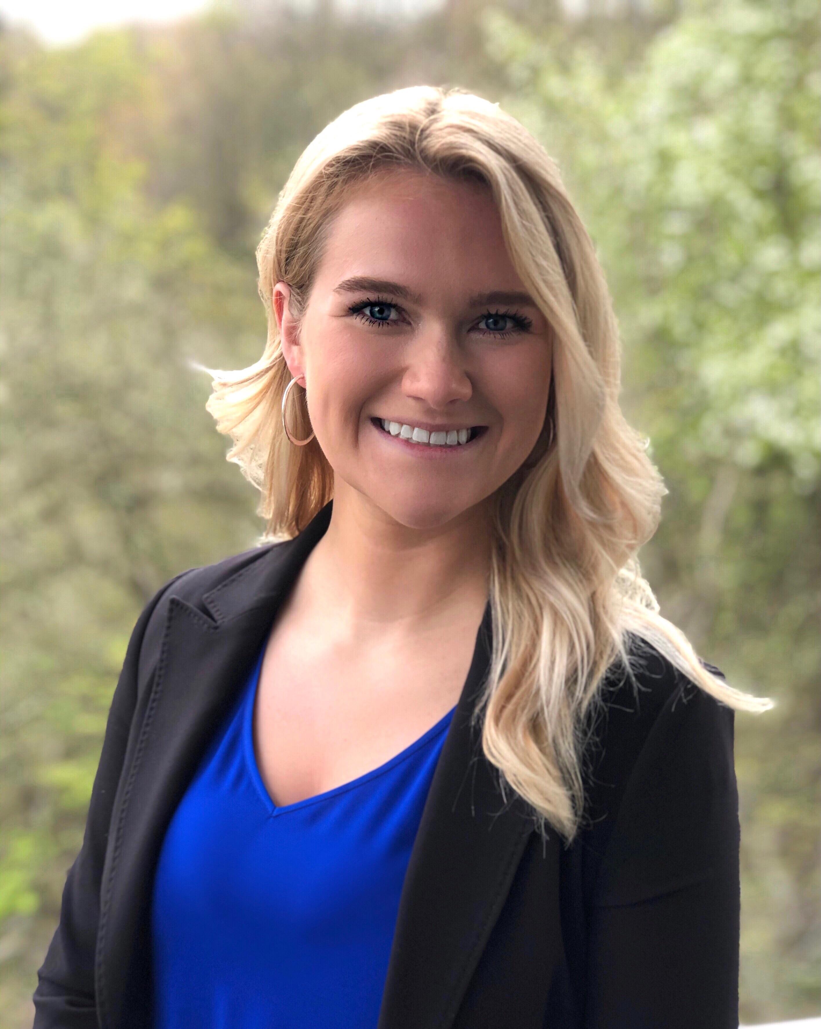 Photo of Chloe Tegel