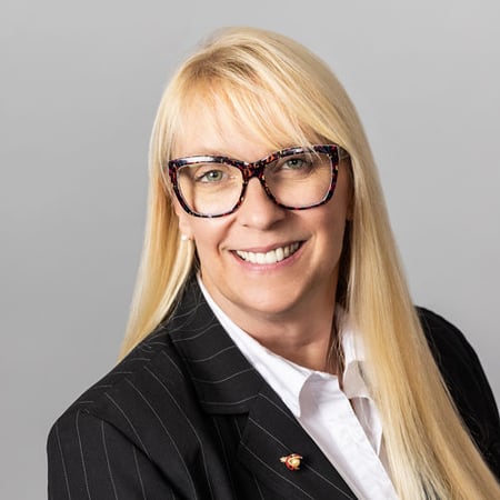 Catherine Mendoza Advisor Headshot image