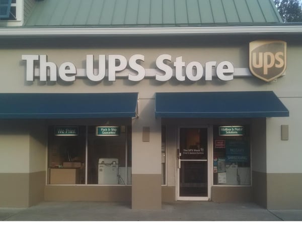 Exterior storefront image of The UPS Store #2978 in Pawleys Island, SC