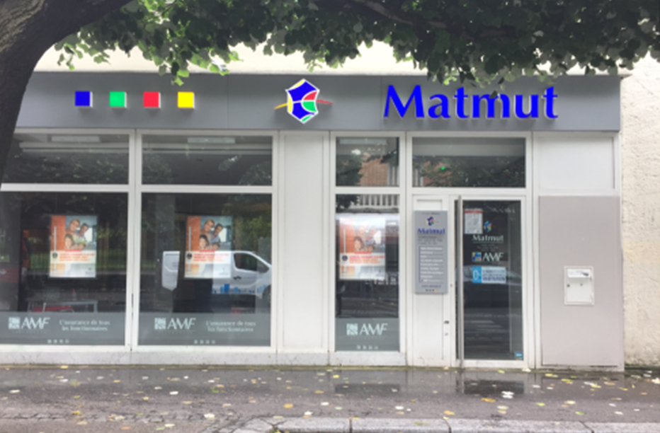 Façade de l'agence au 11 Boulevard Rouget de l'Isle à Montreuil