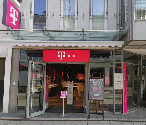 Store photo