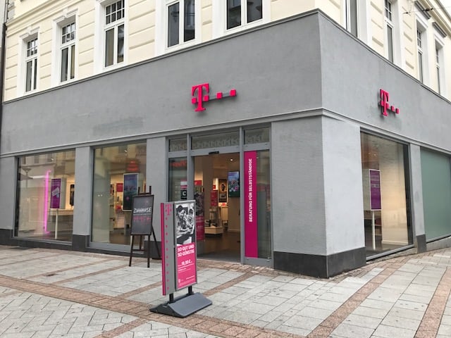 Store photo