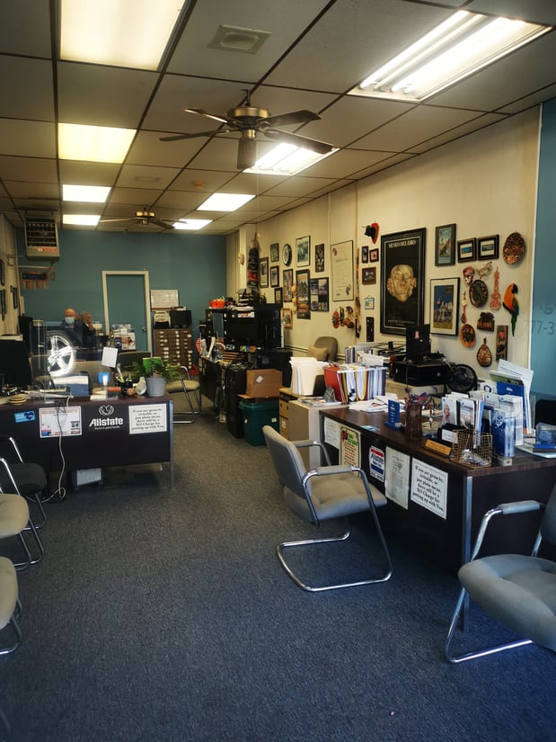 Photo gallery image