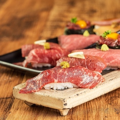 【先着5組様限定】今年は丑年♪新年キャンペーン!!和牛寿司含む肉すし食べ放題を【2021円】で♪