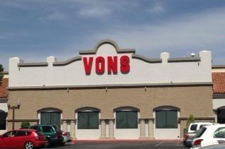 Vons Store Front Picture at 522 N Orange St in Redlands CA