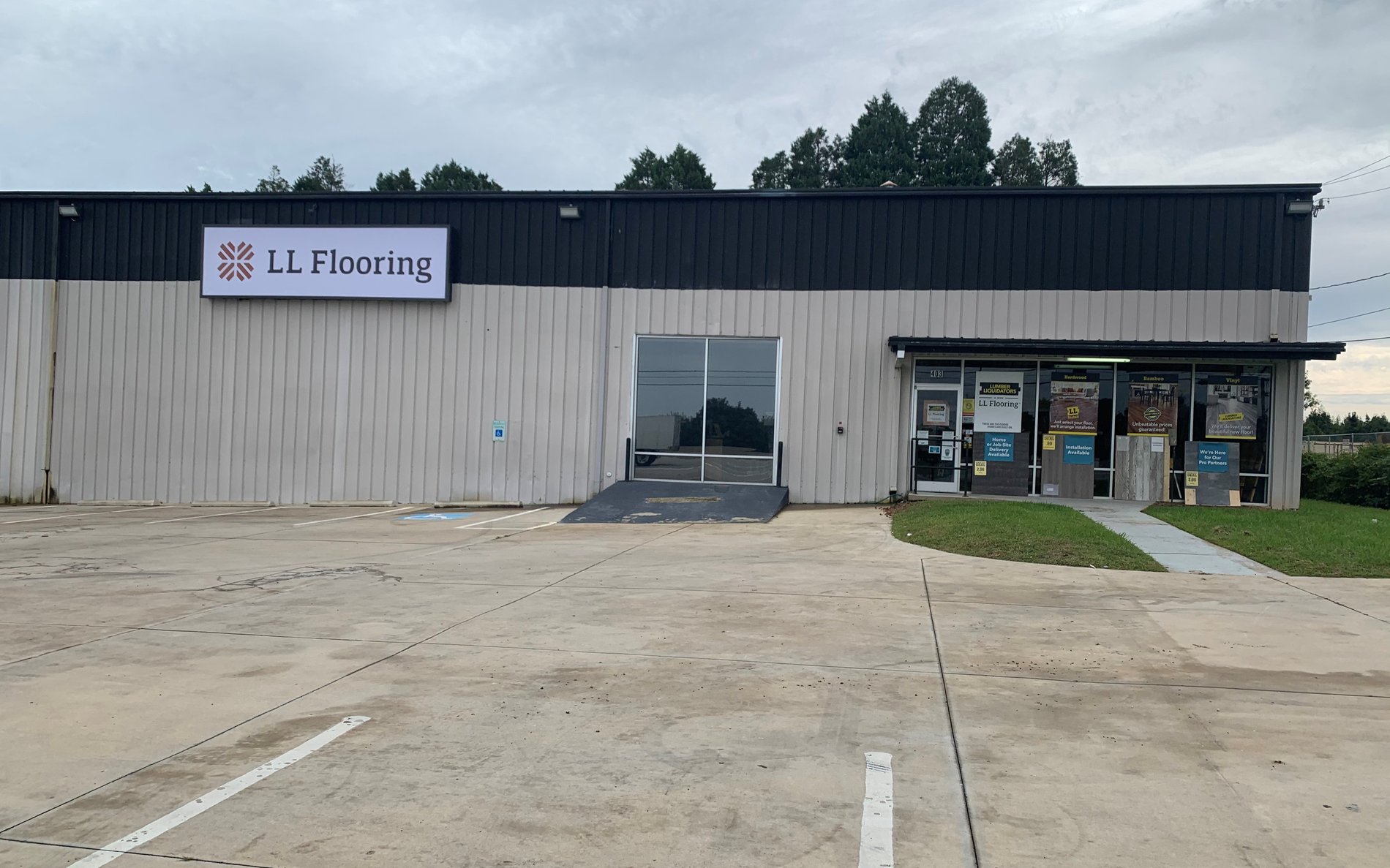 LL Flooring #1209 Salisbury | 403 Bendix Drive | Storefront