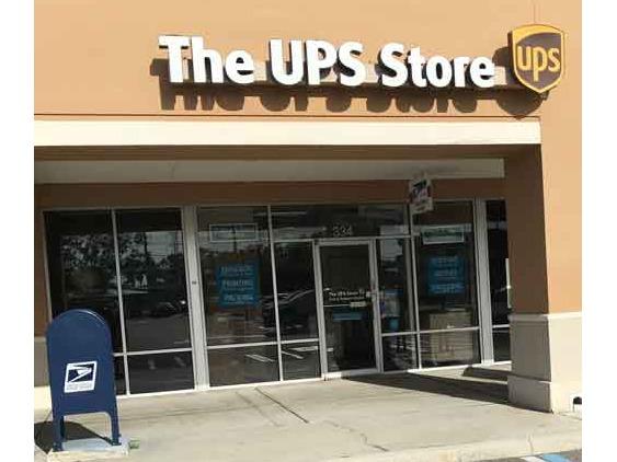 Facade of The UPS Store Palm Harbor/Oldsmar