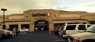 Safeway Store Front Picture at 1334 E Chandler Blvd in Phoenix AZ