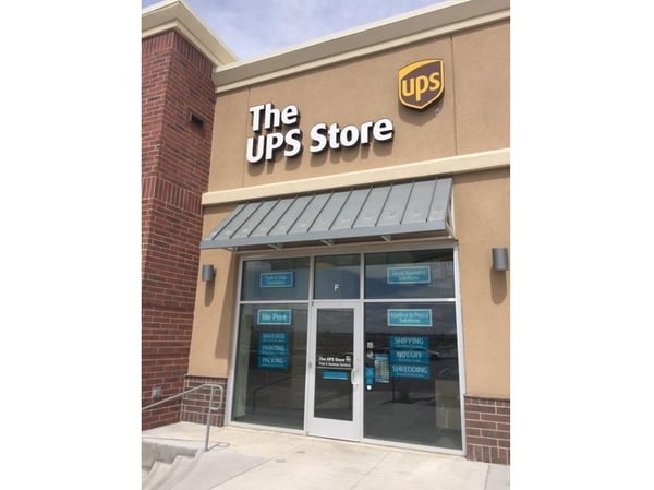 Facade of The UPS Store E Quincy Ave