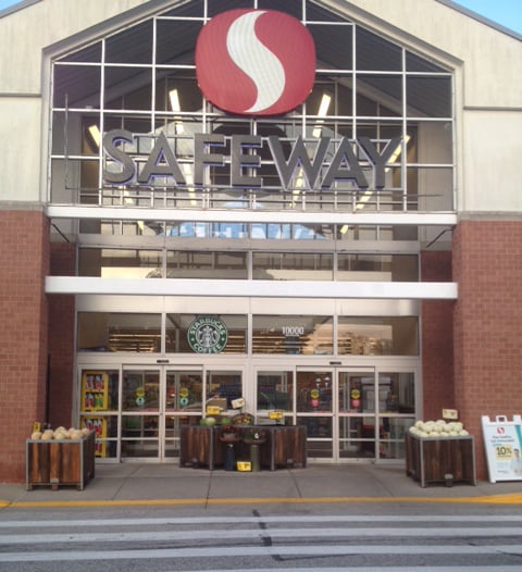 Safeway Store Front Picture at 10000 Baltimore National Pike in Ellicott City MD