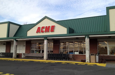 Acme Markets store front picture of store at 1825 Limekiln Pike in Dresher PA