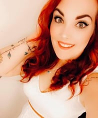 Photo of Hollie Farrow