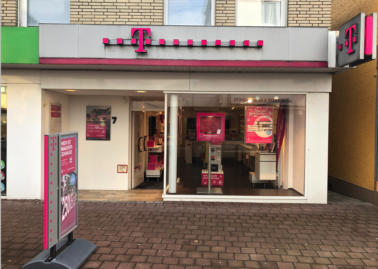 Store photo