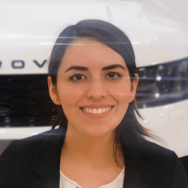 Evelin Espinosa's headshot