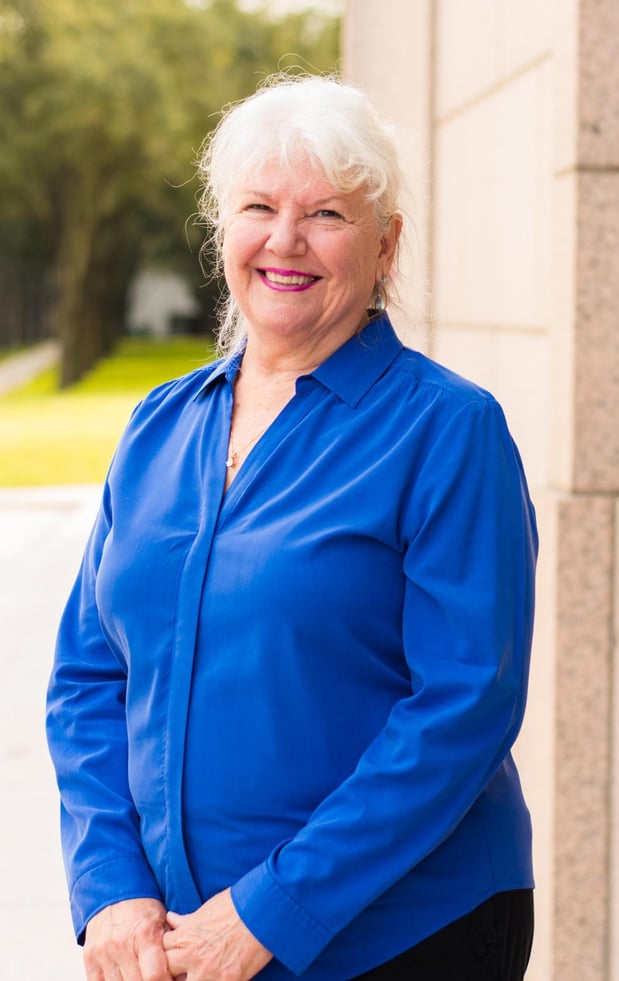 Carousel Associate Image