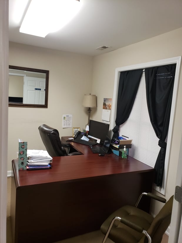 Photo gallery image