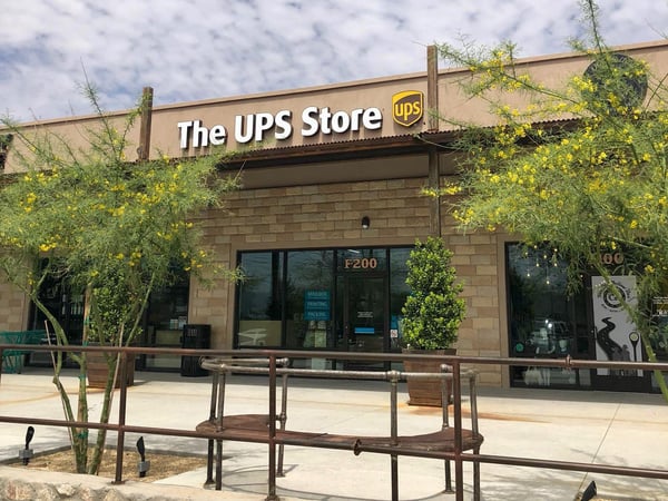 Fachada de The UPS Store - Closed The Substation on Sunset Rd