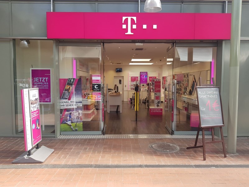 Store photo