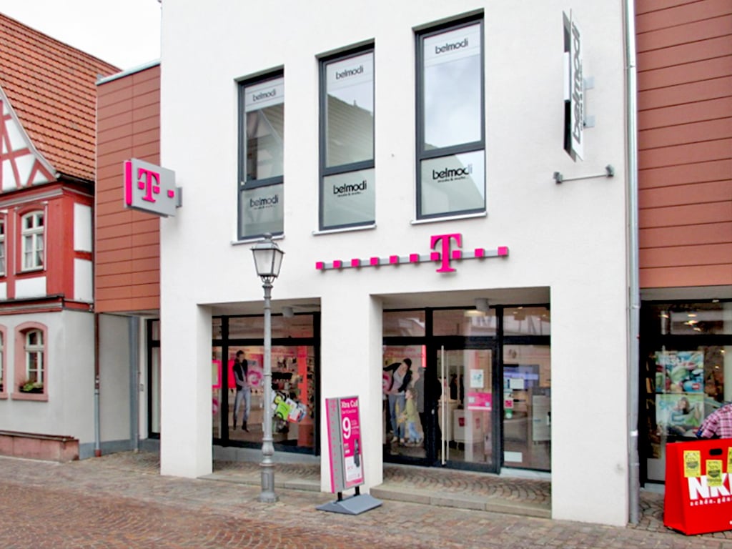 Store photo