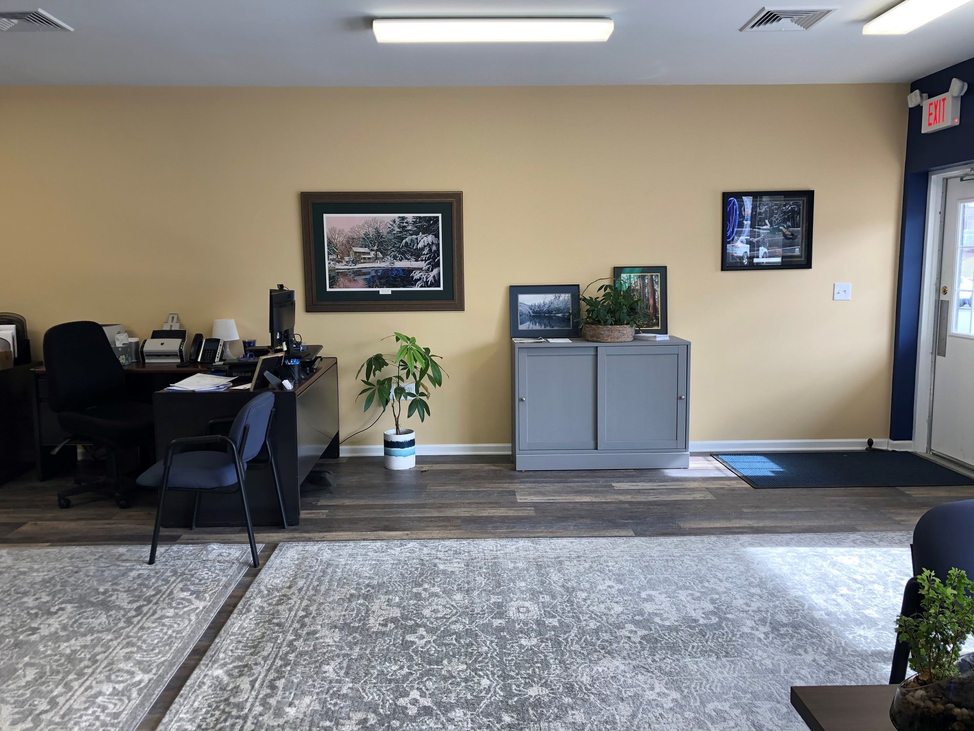 Photo gallery image