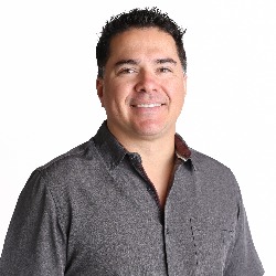 Luciano Elias California Closets San Diego Design Consultant
