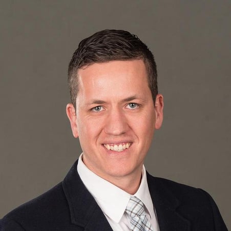 Agente de seguros de Allstate Nathan Petersen