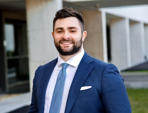 Carousel Associate Image