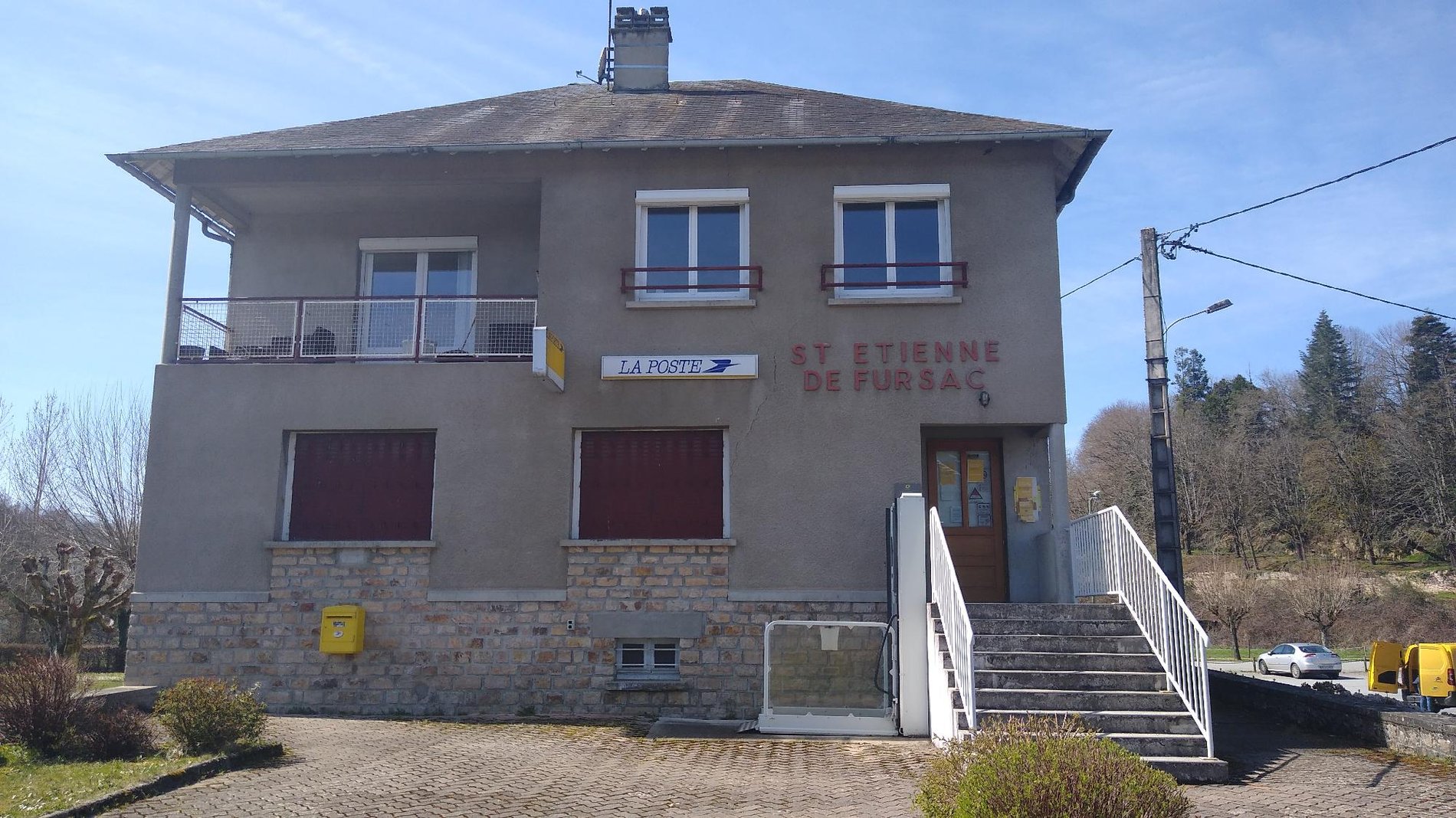 La Poste Saint Etienne De Fursac La Poste