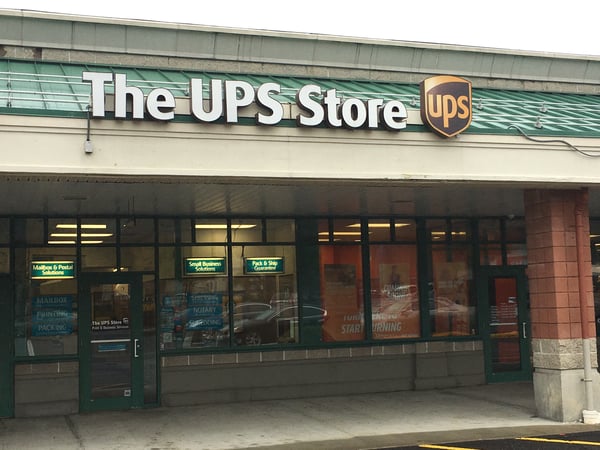 Facade of The UPS Store Heritage Park Plaza