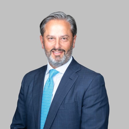 Max Peckler Advisor Headshot image