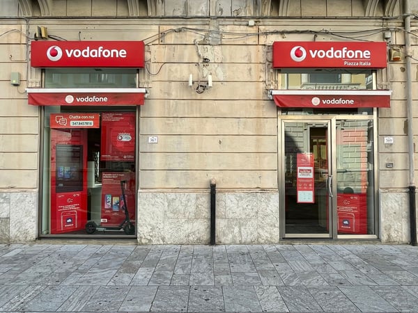 Vodafone Store | Piazza Italia