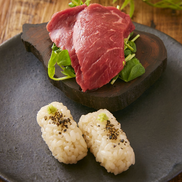 和牛赤身(焼肉寿司)