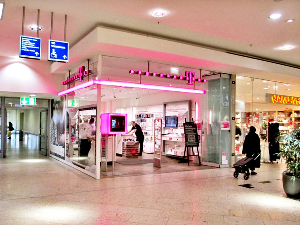Store photo