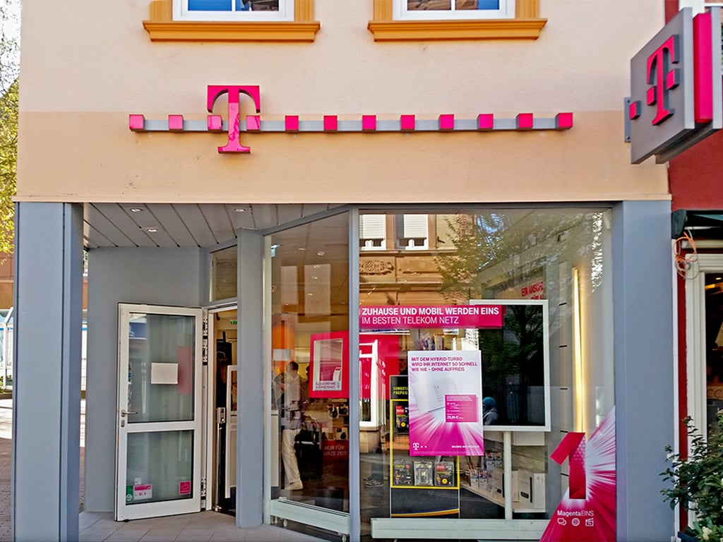 Store photo