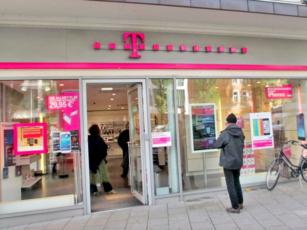 Store photo
