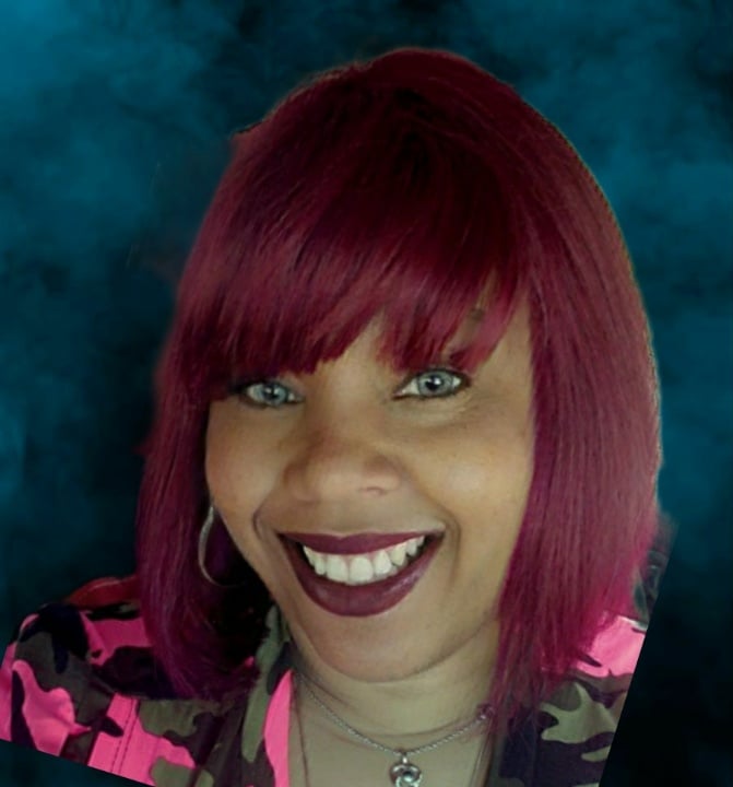 Mari Boulton - Licensed Sales Associate